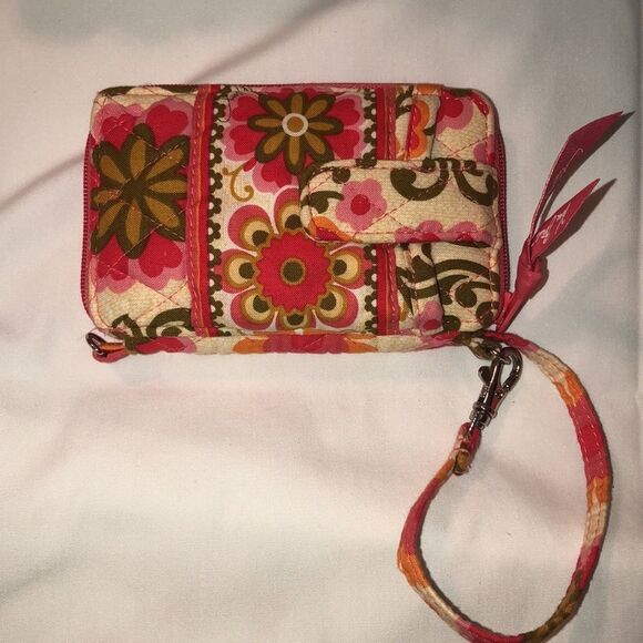 Vera Bradley Folkloric Coral Green Quilted Floral Wallet Wristlet - Picture 2 of 13
